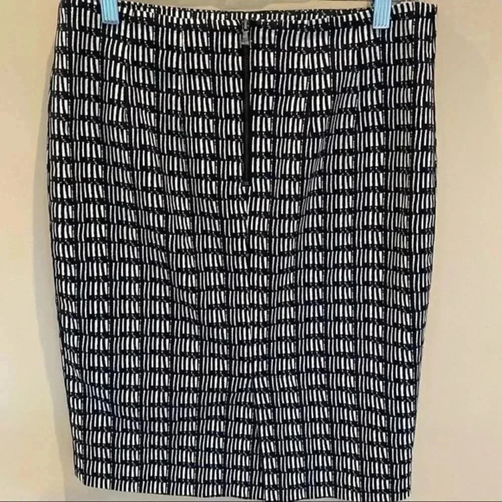 Adrianna Papell pencil skirt